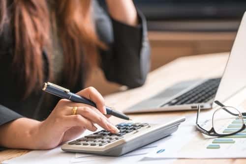 Person-using-a-calculator