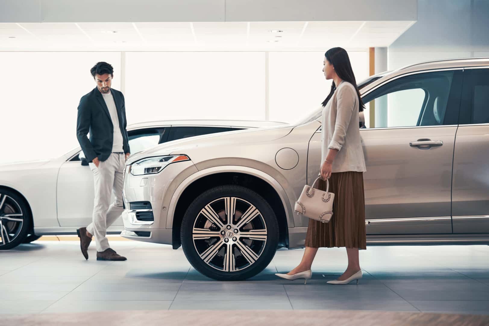 Showroom Volvo Dealer near Me