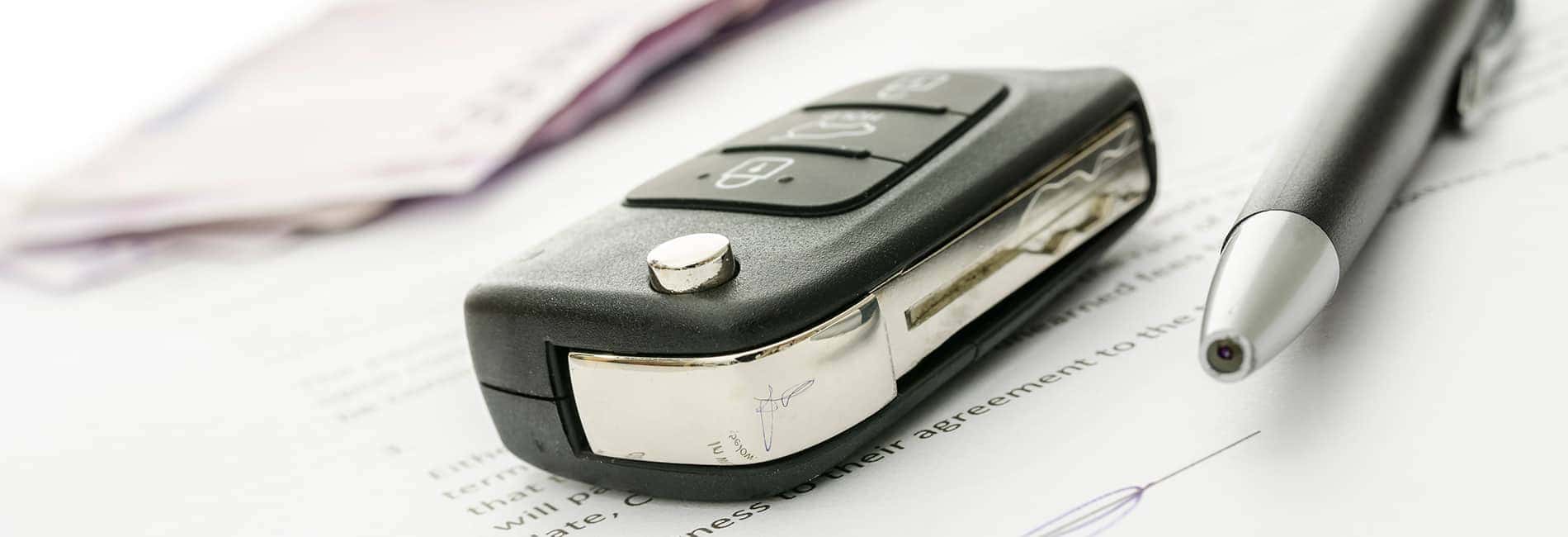 vehicle-keys-on-the-desk_mobile