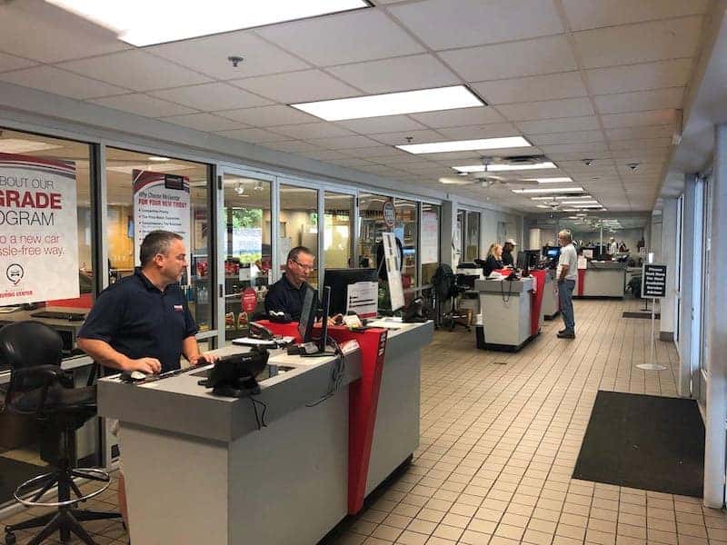 Service Advisors