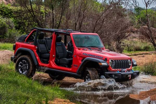 2025-Jeep-driving-through-a-river