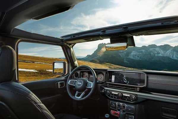 2025-Jeep-interior-with-open-sun-roof