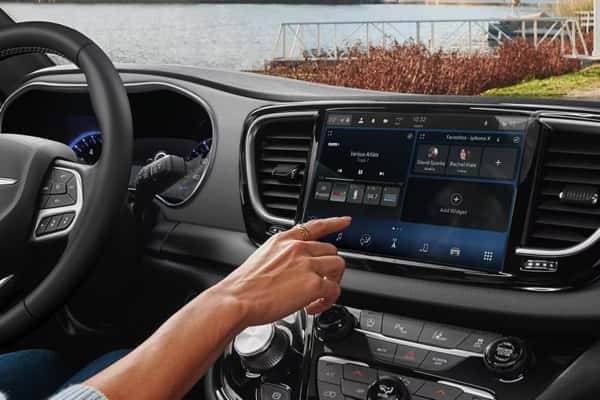 2026-Chrysler-Voyager-interior