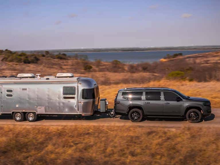 Jeep Wagoneer towing