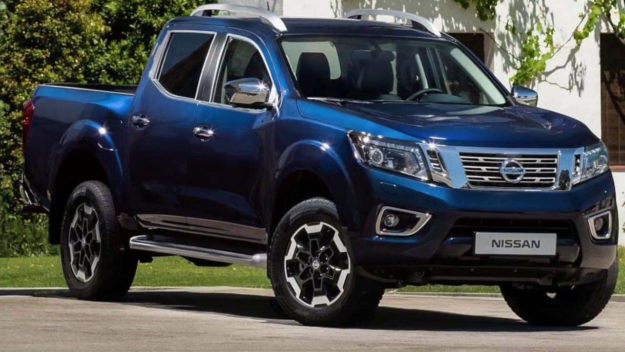 nissan frontier small truck