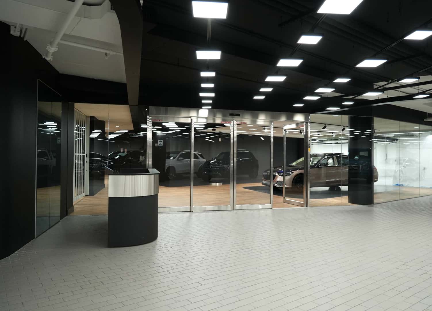Mercedes-Benz of Manhattan showroom 2