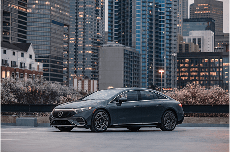 electric vehicle in city
