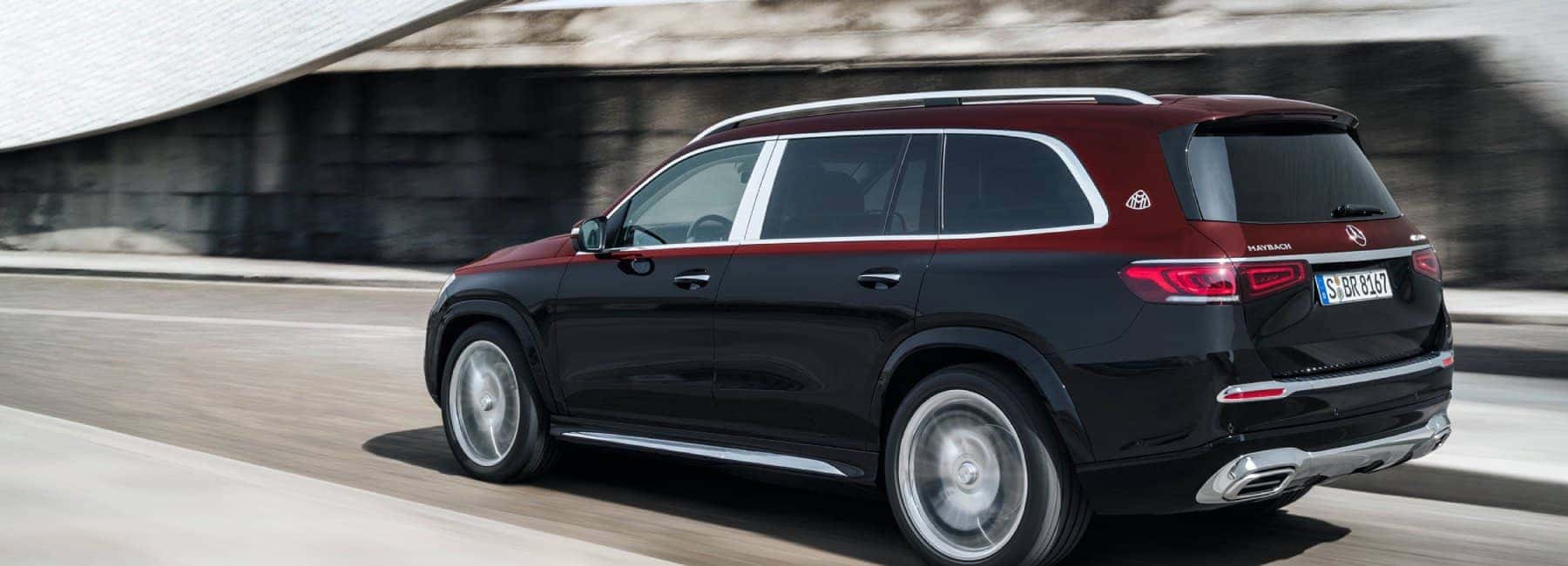 2022maybach-side-3qview-black