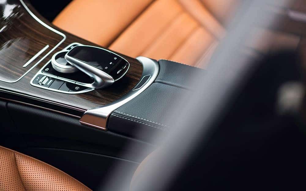2020 MB C-Class Features