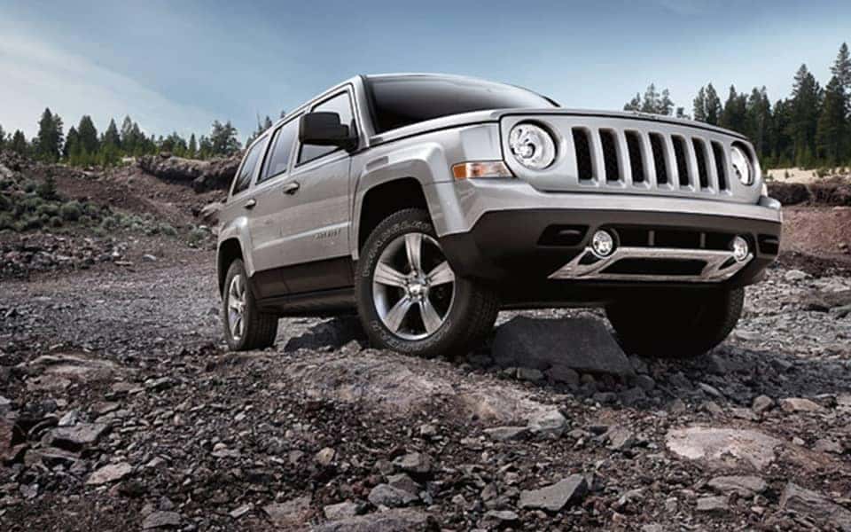 1-2014-jeep-patriot-4x4-off-road-capable