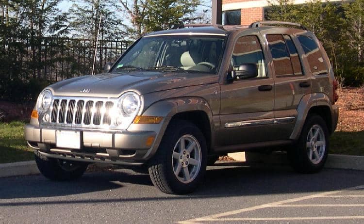 Jeep_Cherokee_front_20071031