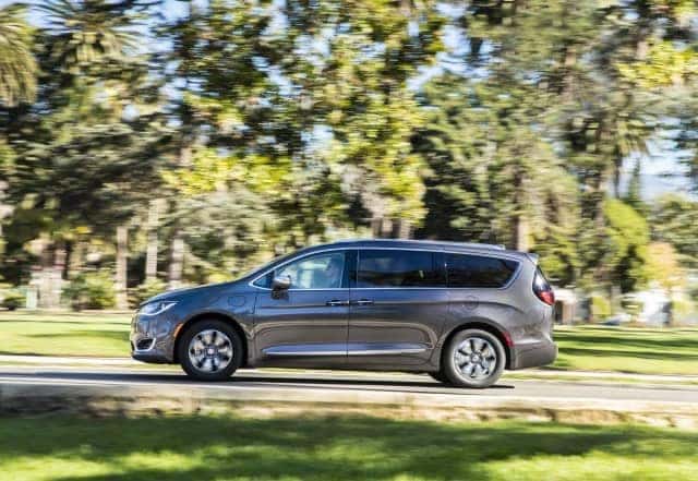 chrysler pacifica hybrid miami lakes automall