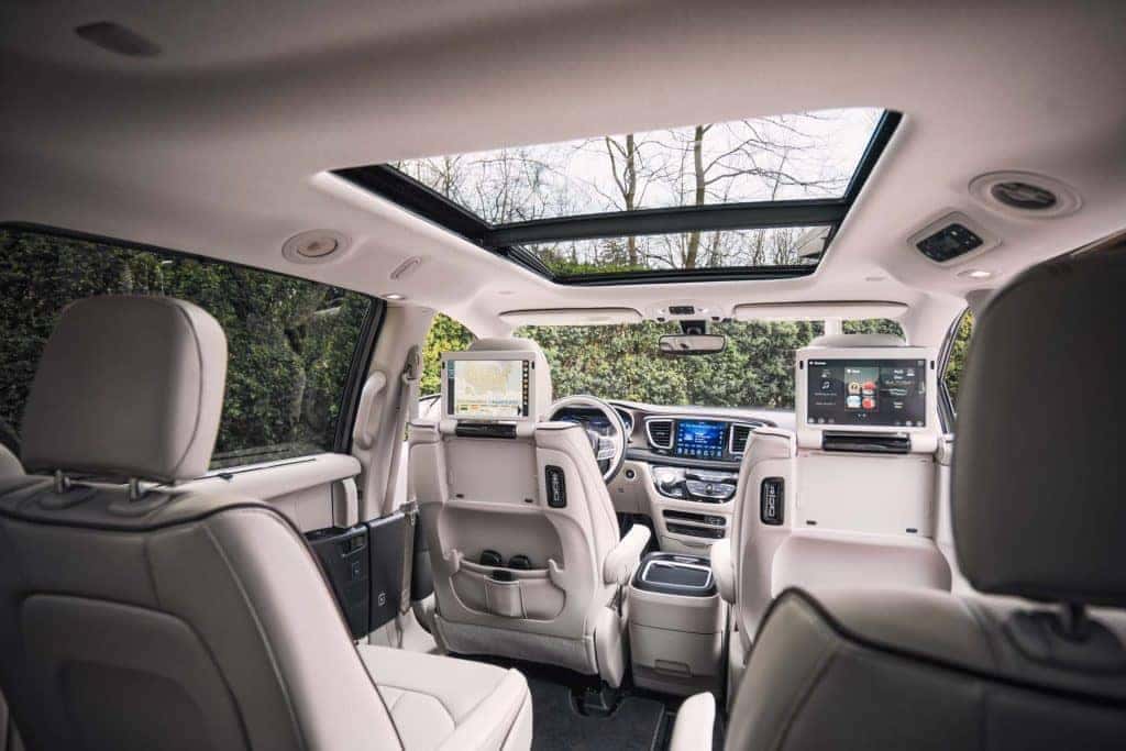 2018-Chrysler-Pacifica-Kendall-Dodge