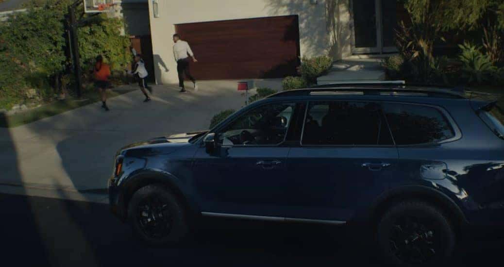 miami-lakes-automall-kia-nba-driveways-ad