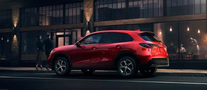 Side-street-view-of-a-HR-V.