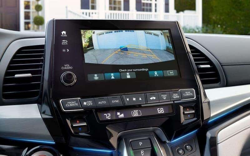 2019 Honda Odyssey rearview camera feature