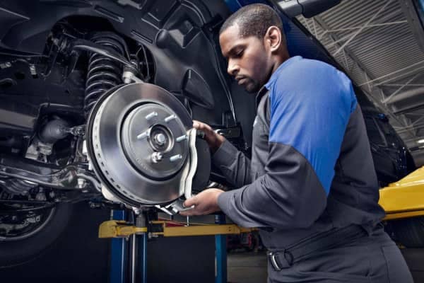 mullinax-ford-car-repair-service-brakes-replacement-resize