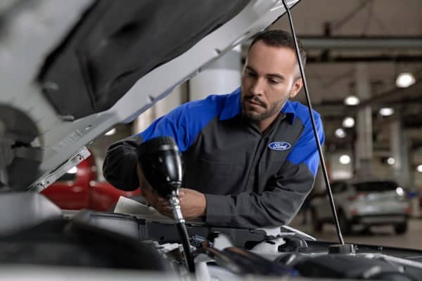 mullinax-ford-car-repair-service-oil-change