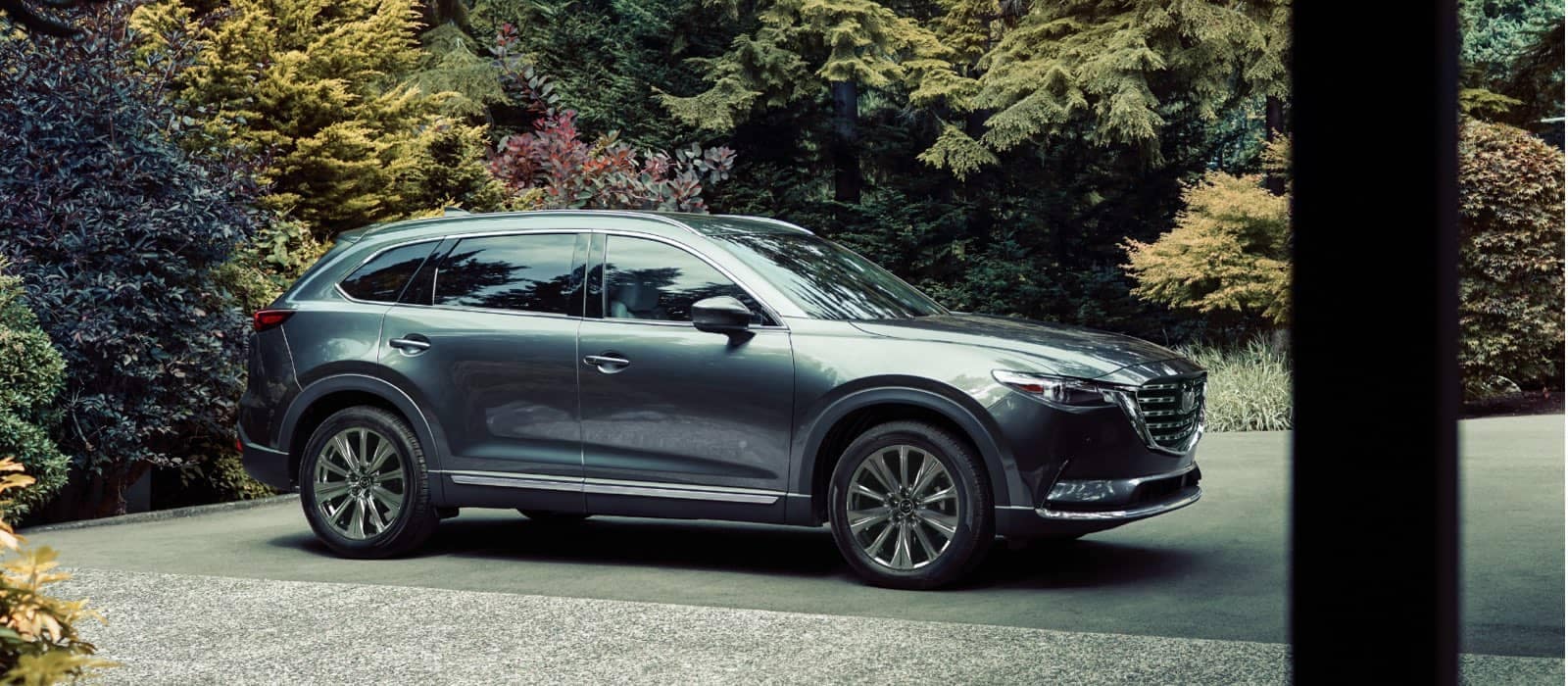 2021 Mazda CX-5 parked sideview