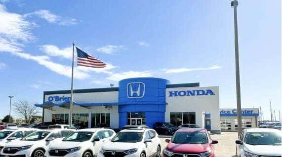 Car lot of Honda dealership