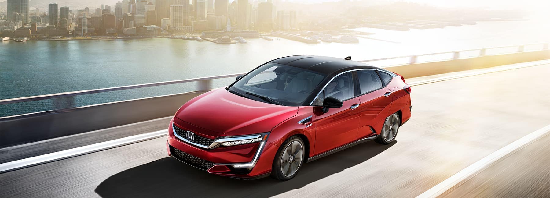 2020 Honda Clarity front View