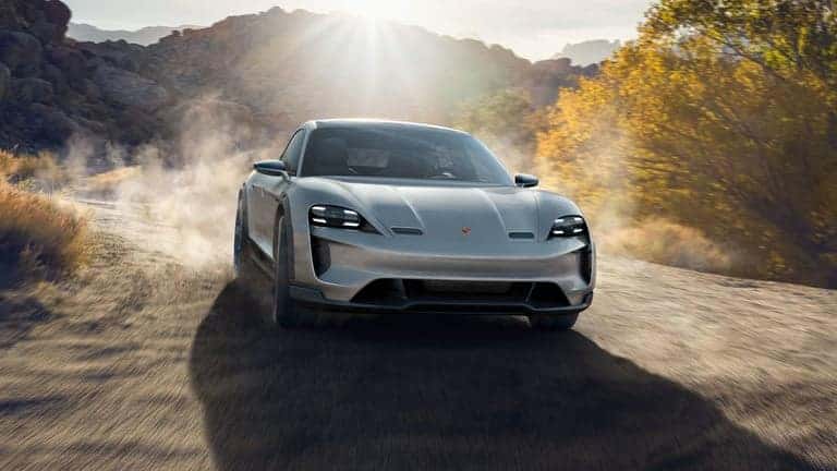 Mission E Cross Turismo