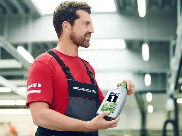 The Right Oil for Your Porsche