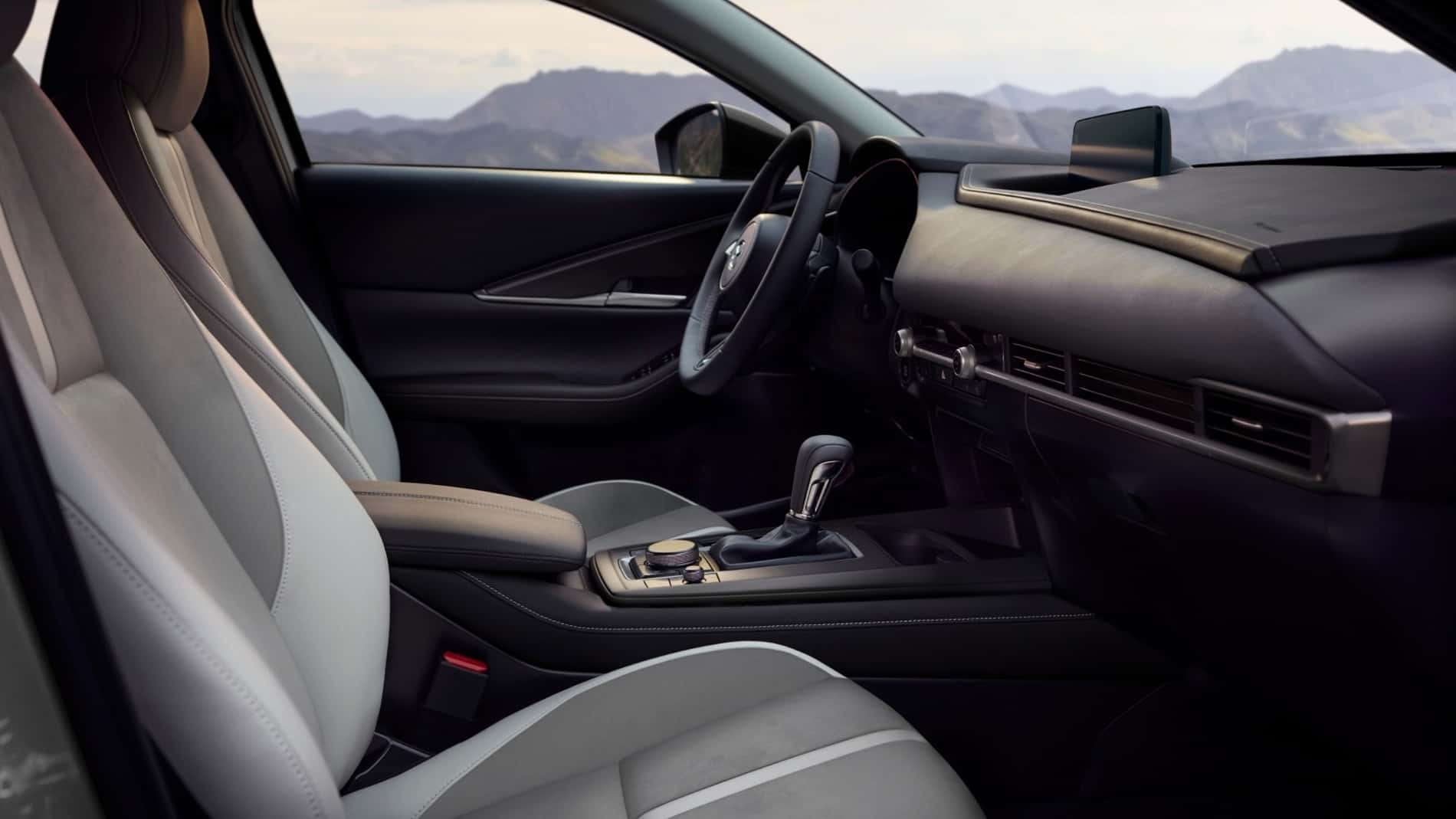 2026 MAZDA CX-30 Front Seats