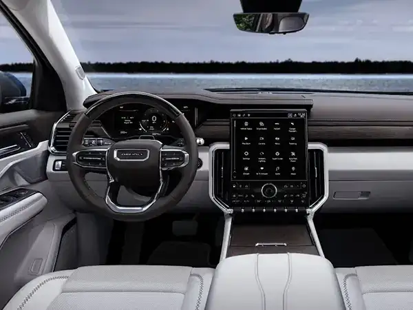 2025 GMC Acadia dash