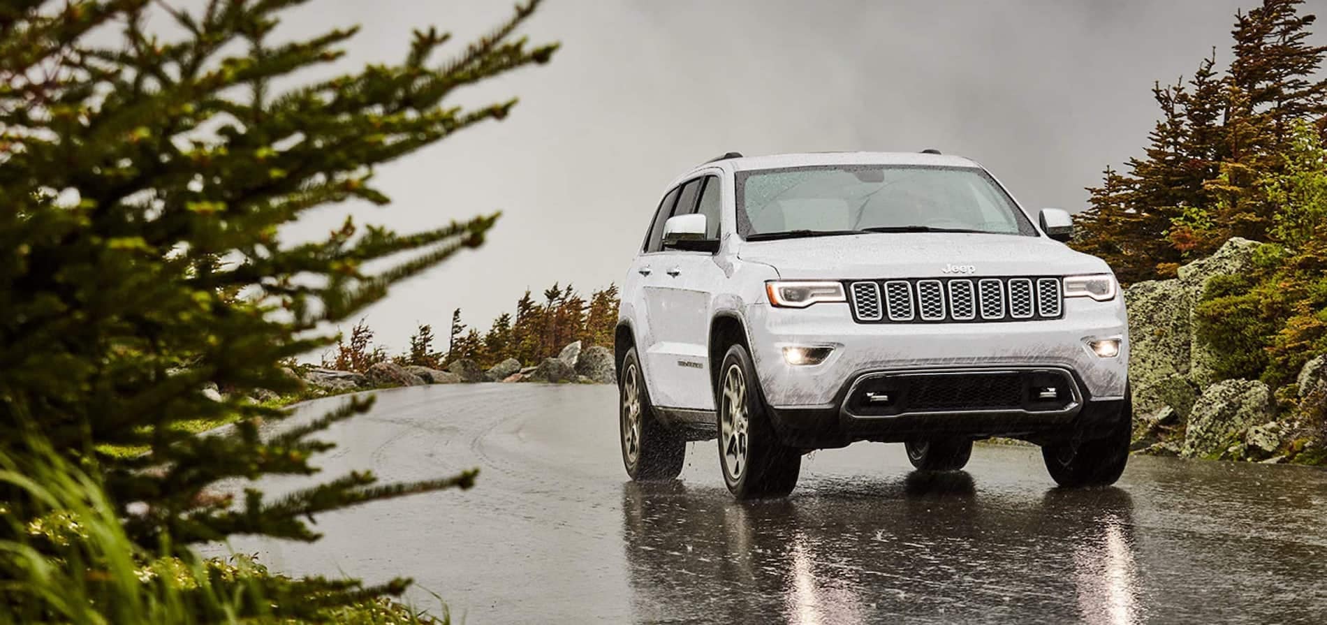 2023 Grand Cherokee Safety available in Sterling, VA