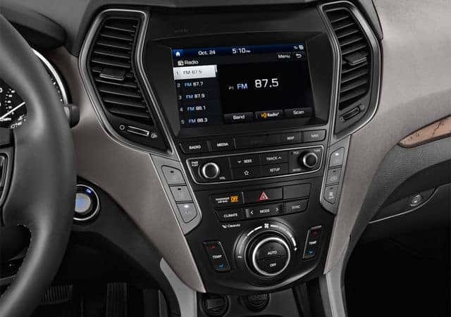 2019 Hyundai Santa Fe Technology available in Springfield VA