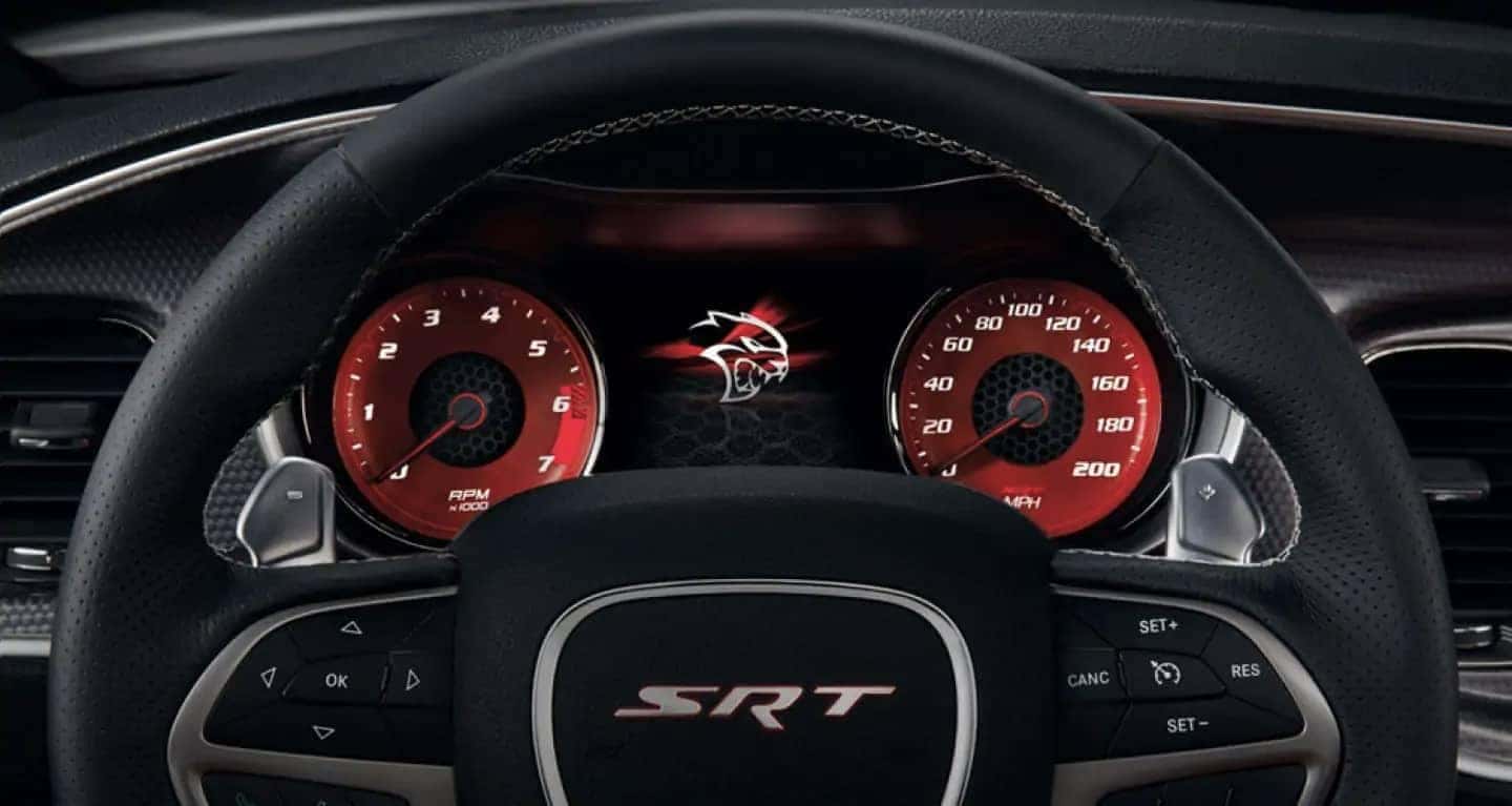 2019-Dodge-Charger-steering-wheel