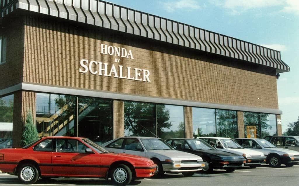 Schaller-History Body Shop Slider 5