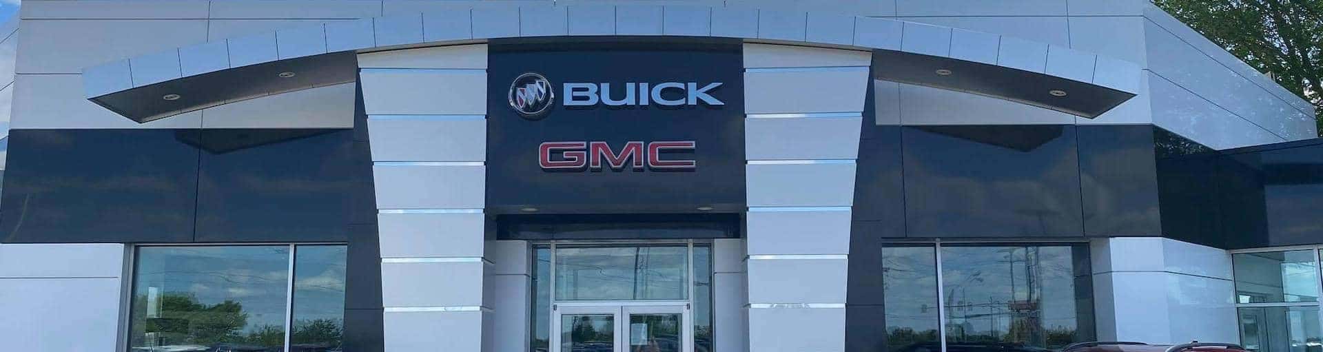 exterior view of entrance to Serra Buick GMC Champaign