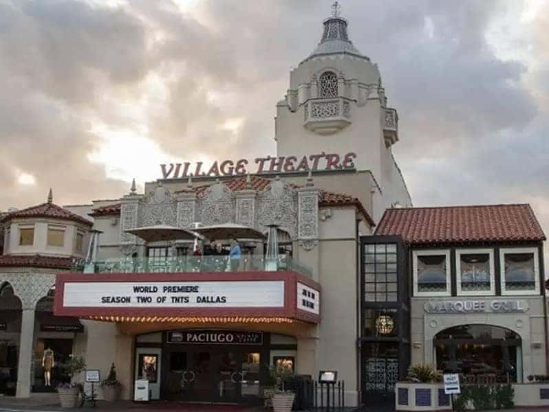Valet Parking Highland Park Village