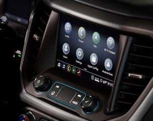 8 Diagonal GMC Infotainment System with Navigation†