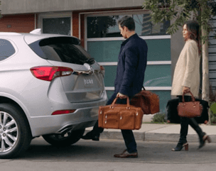 HANDS-FREE POWER LIFTGATE