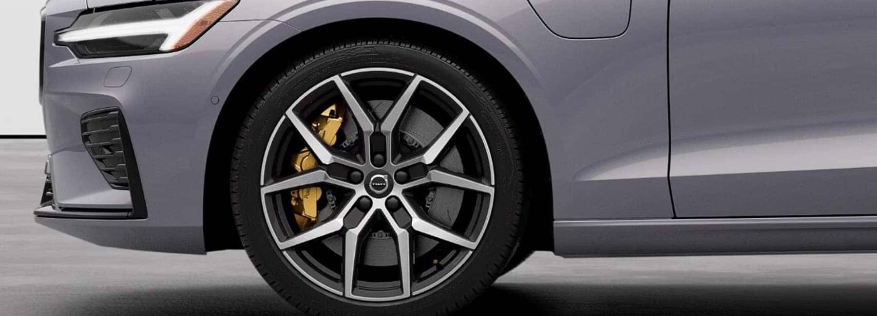 V60 Hybrid drivers side wheel