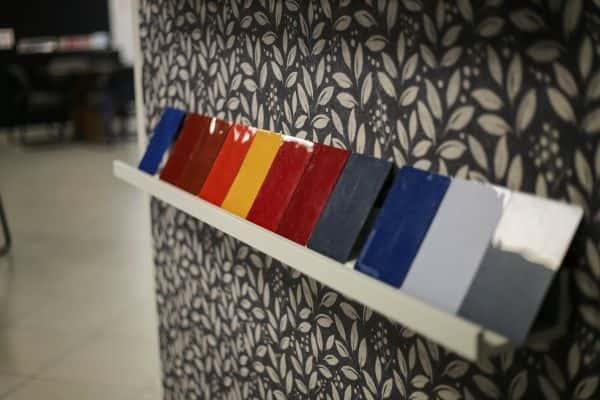 paint-chips-at-body-shop