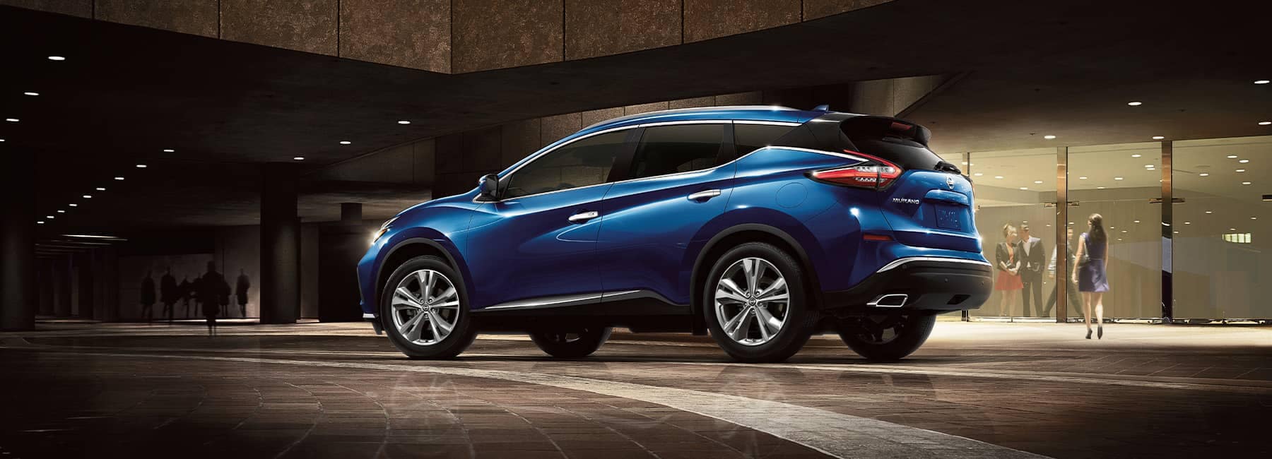 Deep Blue Pearl 2022 Nissan Murano parked