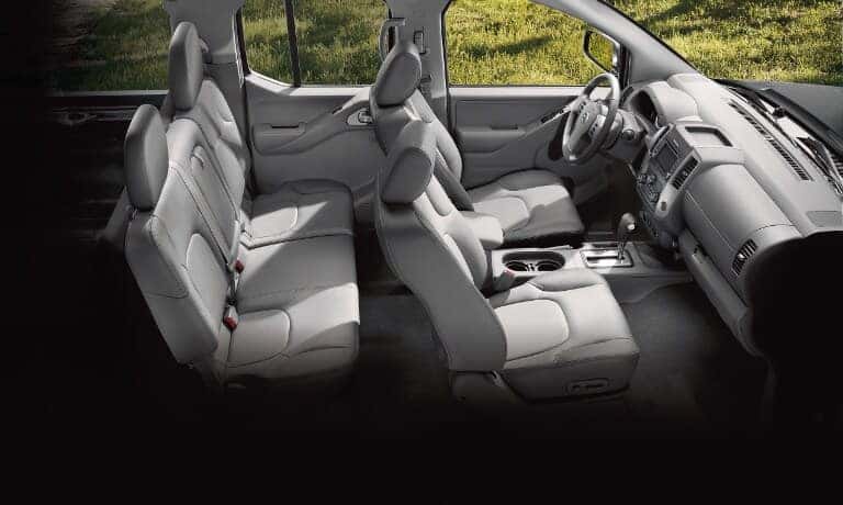 2019 Nissan Frontier interior 2019 Nissan Frontier seats