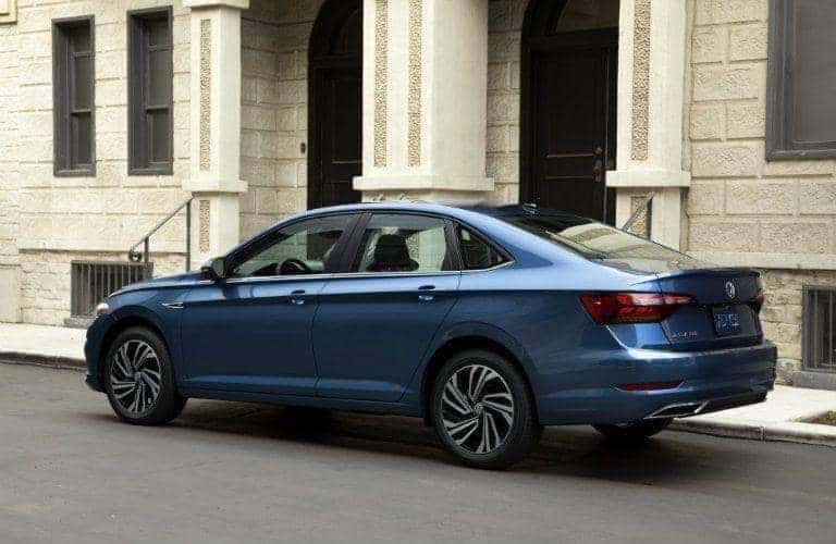 2019 Volkswagen Jetta vs. 2019 Honda Civic