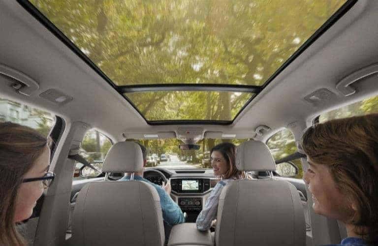 2018 VW Atlas S vs 2018 VW Atlas Launch Edition Spitzer Volkswagen