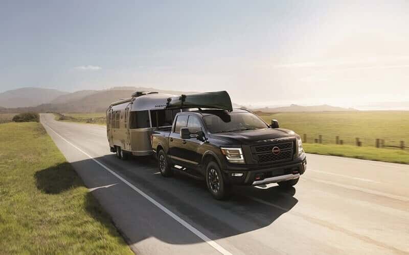 Nissan TITAN Towing