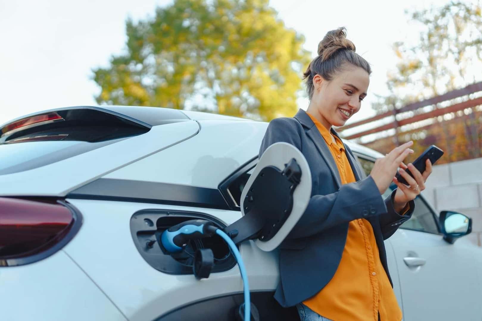 Public Electric Vehicle Charging Access near St. Louis, MO