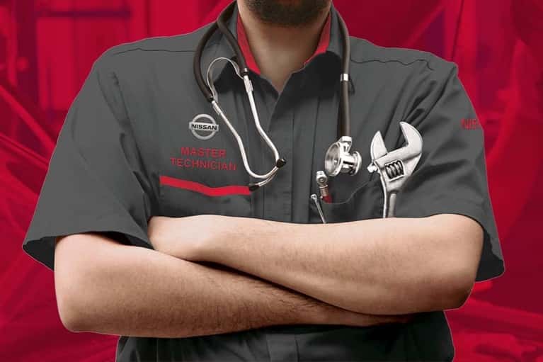 nissan-technician-with-arms-crossed-mobile