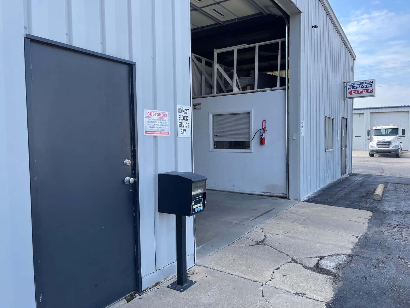 Body Shop exterior