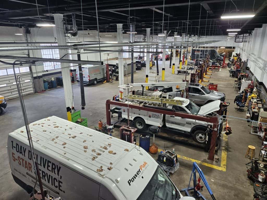 Ford Service Bay