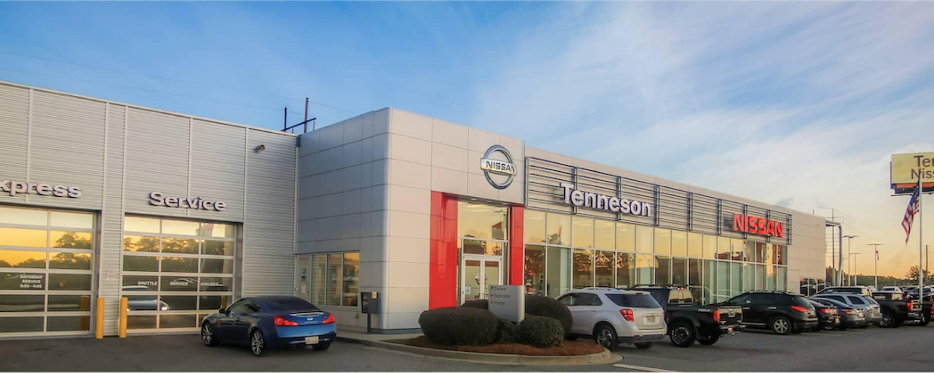 Tenneson Nissan Exterior Shot of the dealership