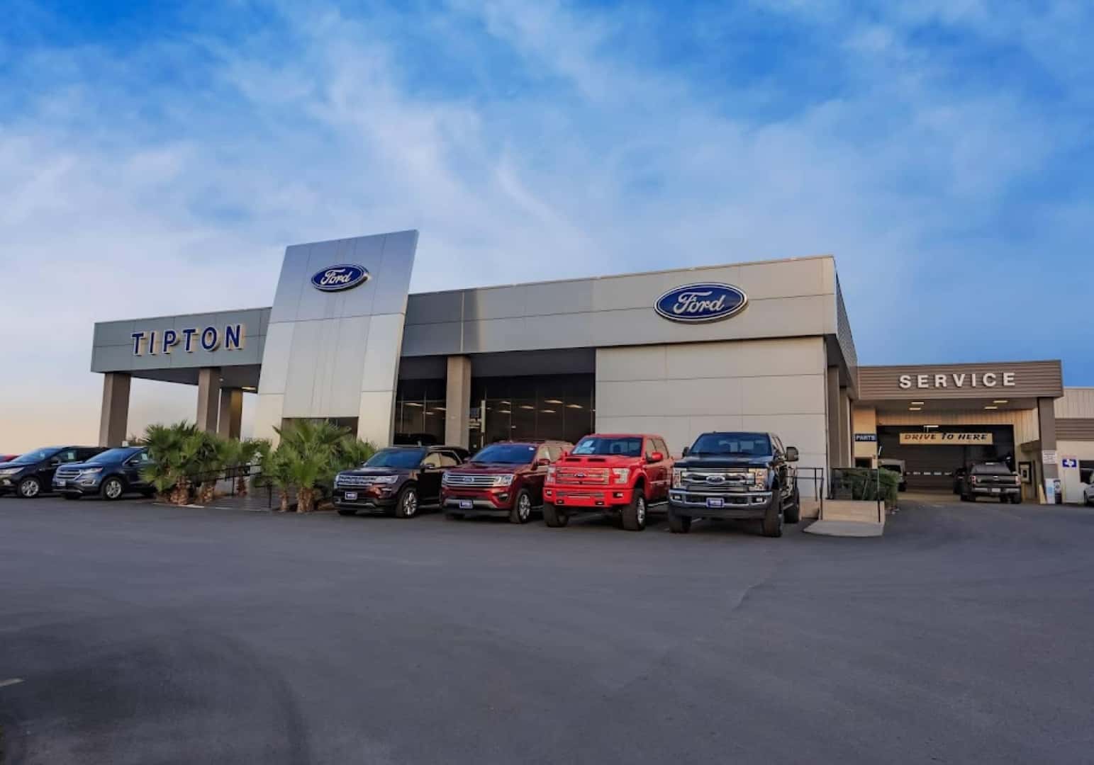 Tipton Ford Brownsville Dealership Outside